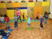 Cvičení zdravá dětská noha ve školce